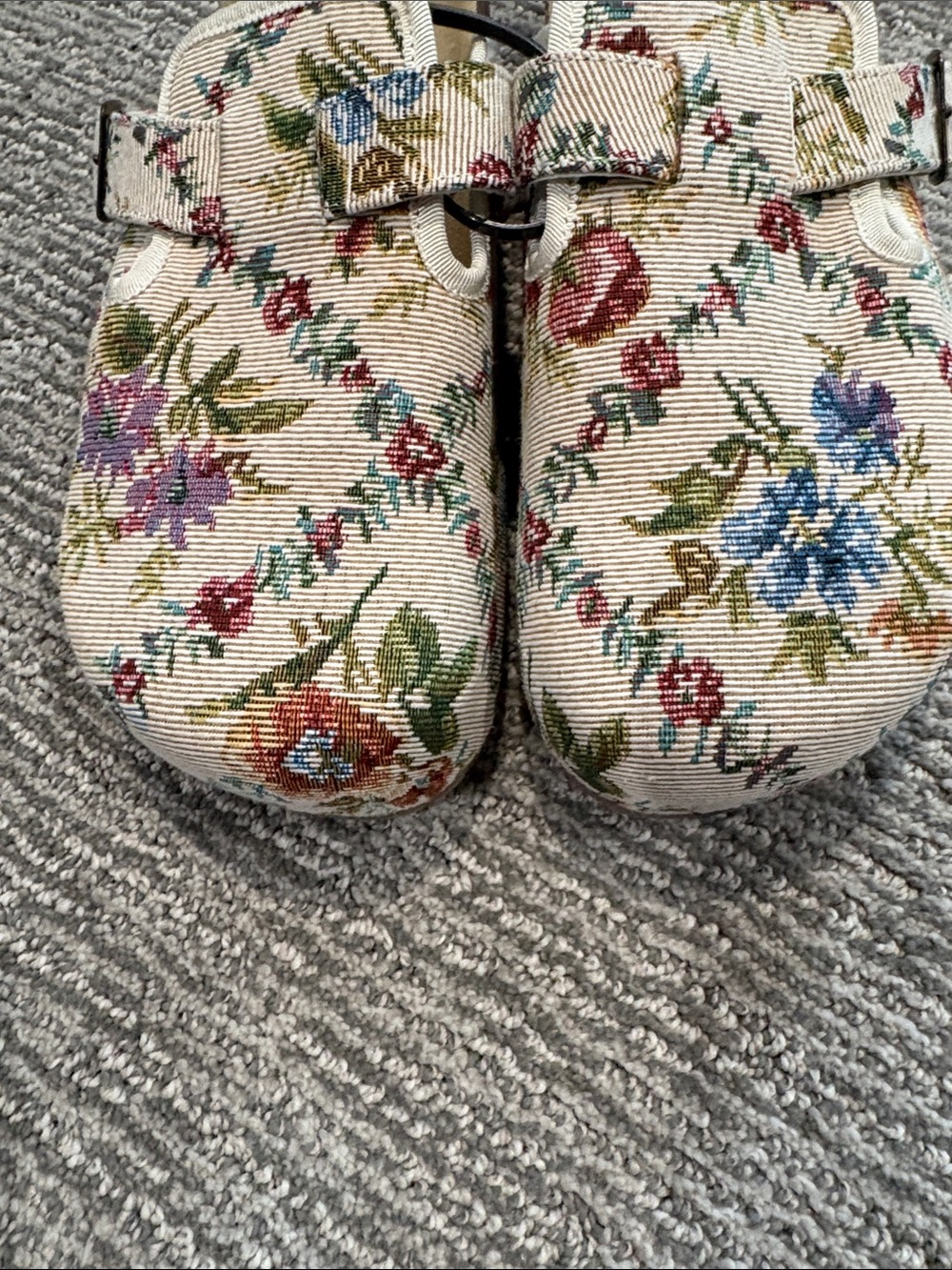 Altar'd State Cream Floral Slip-On Clogs with Multicolor Bouquet - Picture 4 of 6
